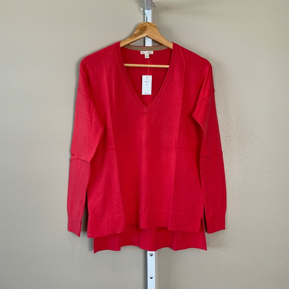 GAP Luxelight Perfect V-neck Sweater